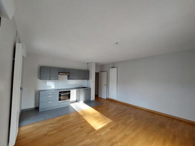 Appartement 3 pièces, 62 m² à louer à Tours 37000