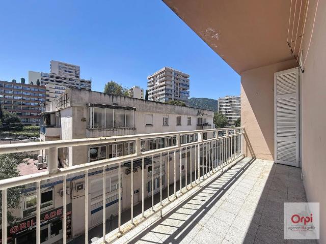 Appartement 3 pièces, 62 m² à louer à Ajaccio 20090
