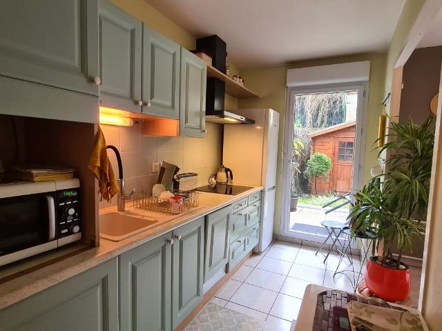 Appartement 3 pièces, 62 m² à louer à Bordeaux 33000