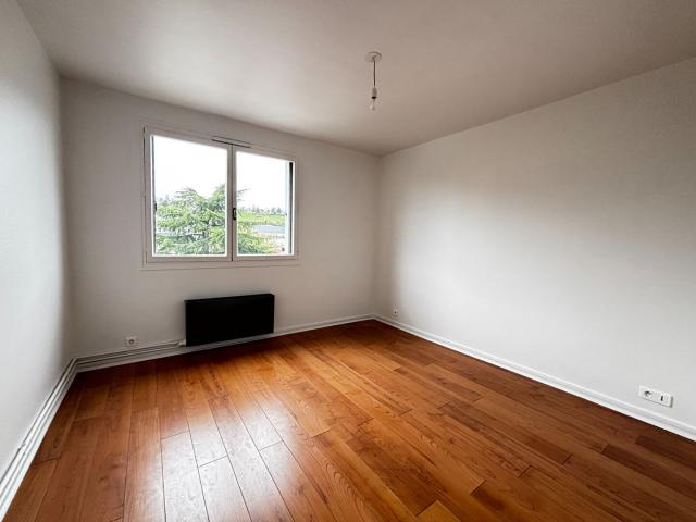 Appartement 3 pièces, 62 m² à louer à Évreux 27000