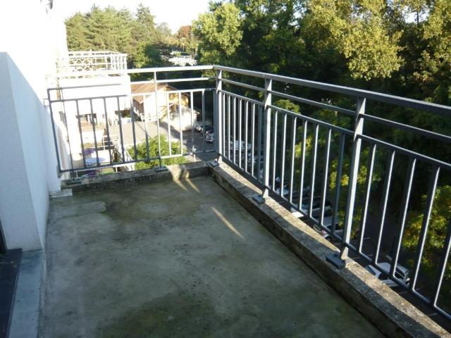 Appartement 3 pièces, 62 m² à louer à Pau 64000