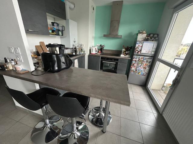Appartement 3 pièces, 62 m² à louer à Saint Priest 69800