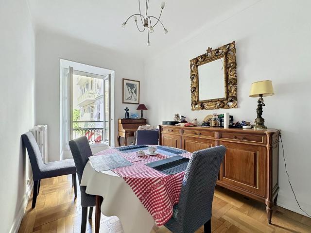 Appartement 3 Pièces à Proximité de la Promenade des Anglais