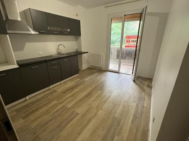 Appartement 3 pièces, 67 m² à louer à Ajaccio 20090
