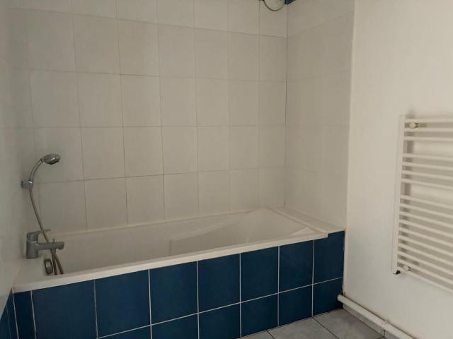 Appartement 3 pièces, 67 m² à louer à Bourg lès Valence 26500