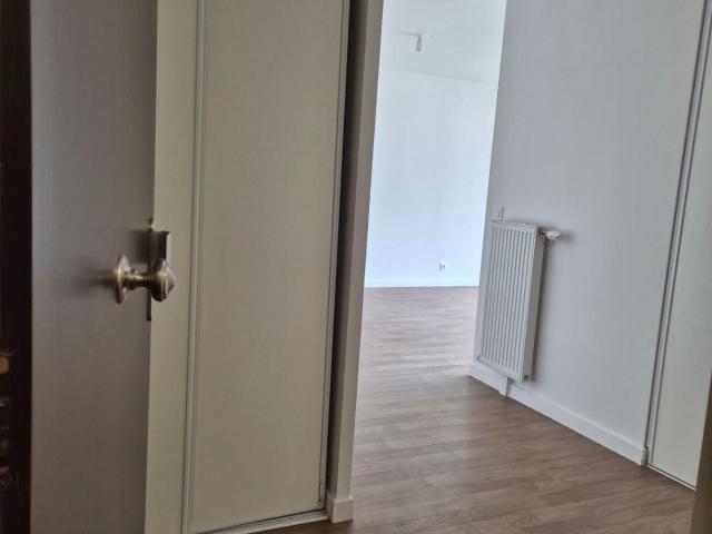 Appartement 3 pièces, 67 m² à louer à Corbeil Essonnes 91100