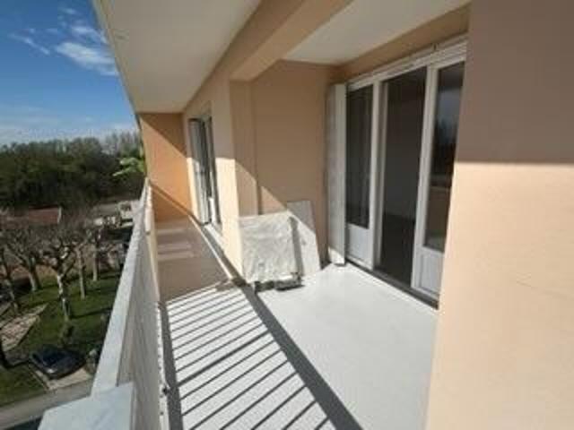 Appartement 3 pièces, 67 m² à louer à Pont de Chéruy 38230