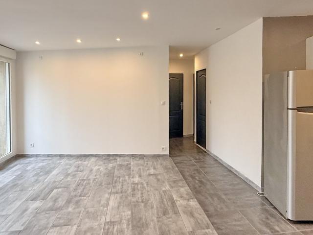 Appartement 3 pièces – 67 m² – Centre de Thézan lès Béziers – 147 000 €