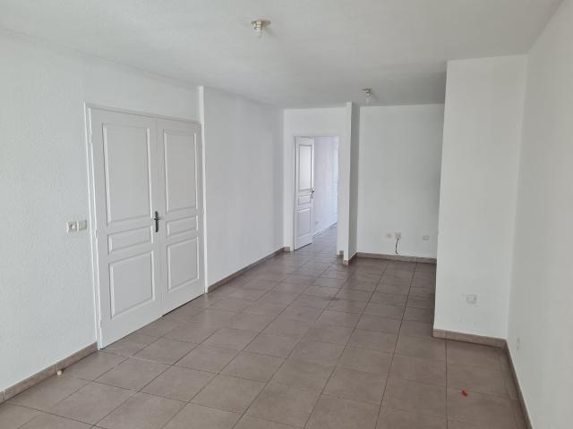 Appartement 3 pièces, 64 m² à louer à Toulon 83000