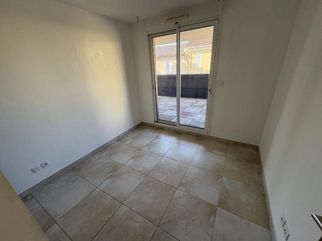 Appartement 3 pièces, 64 m² à louer à Carqueiranne 83320