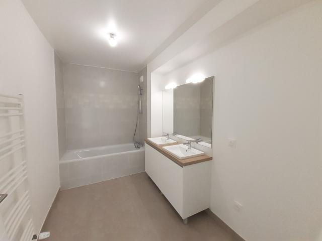 Appartement 3 pièces, 64 m² à louer à Marseille 12 13012
