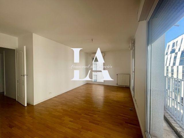 Appartement 3 pièces, 64 m² à louer à Nanterre 92000