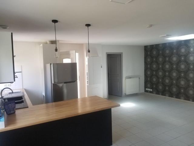 Appartement 3 pièces, 64 m² à louer à Saint Genis les Ollières 69290