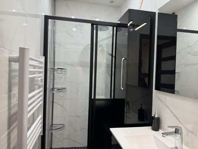Appartement 3 pièces, 65 m² à louer à Évian les Bains 74500