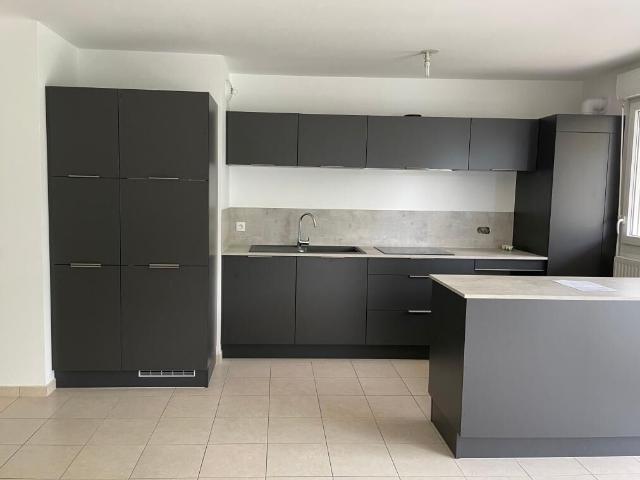 Appartement 3 pièces, 65 m² à louer à Évreux 27000
