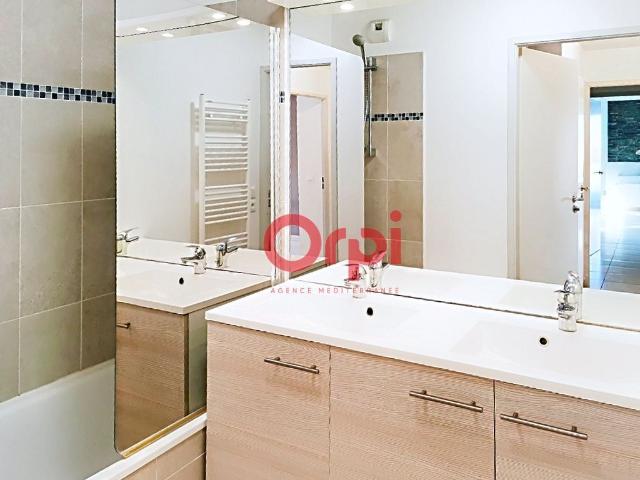 Appartement 3 pièces, 65 m² à louer à Fréjus 83600