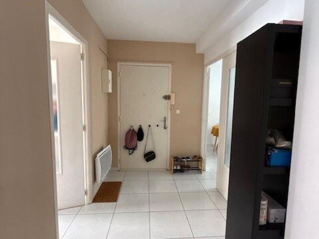 Appartement 3 pièces, 65 m² à louer à Hyères 83400