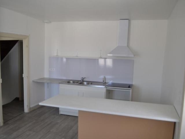 Appartement 3 pièces, 65 m² à louer à Le Champ Saint Père 85540