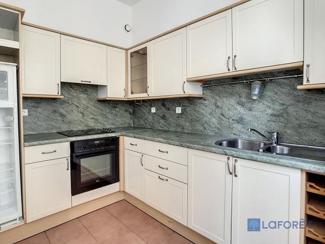 Appartement 3 pièces, 65 m² à louer à Nice 06000