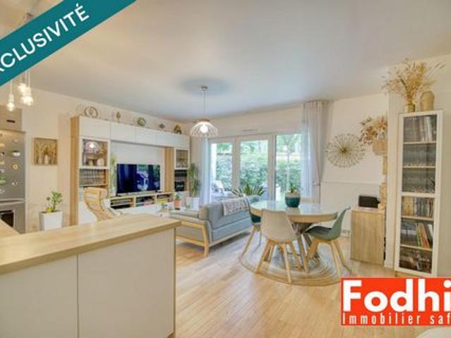 Appartement 3 pièces 66 m² avec terrasses jardin de 70 m² et un parking