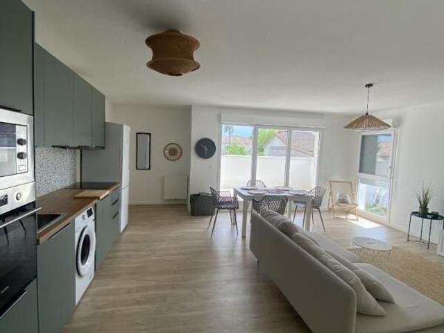 Appartement 3 pièces, 66 m² à louer à Cenon 33150