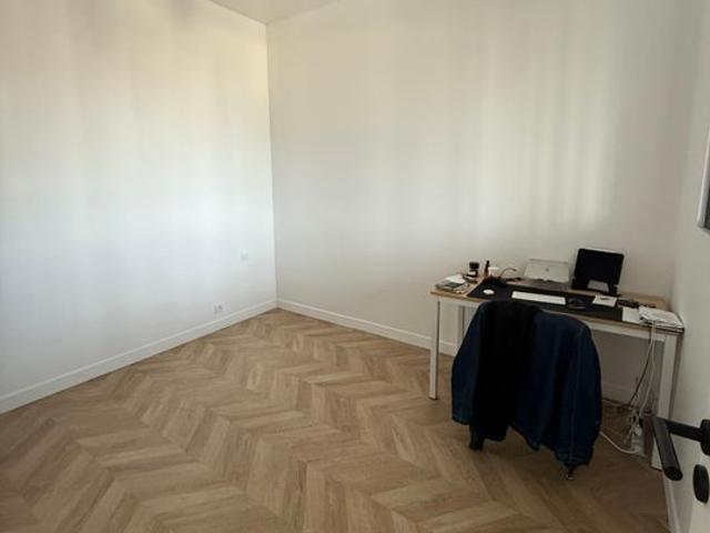 Appartement 3 pièces, 66 m² à louer à Courbevoie 92400