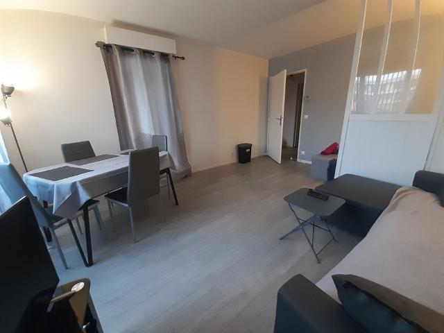 Appartement 3 pièces, 66 m² à louer à Courbevoie 92400