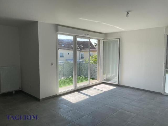 Appartement 3 pièces, 66 m² à louer à Melun 77000