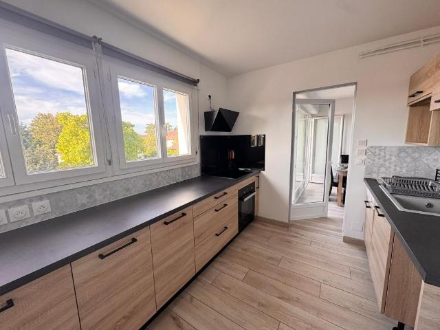 Appartement 3 pièces, 66 m² à louer à Saint Jean de la Ruelle 45140