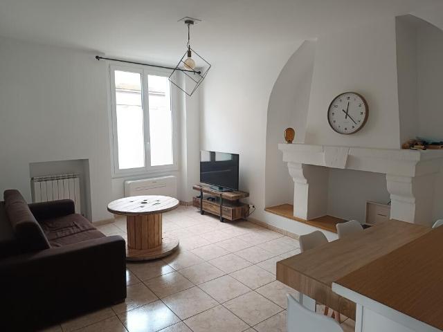 Appartement 3 pièces, 68 m² à louer à Villeneuve lès Avignon 30400