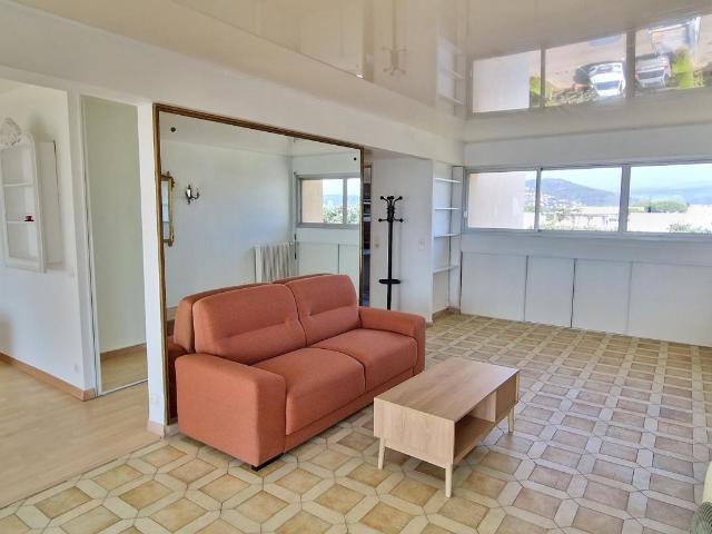 Appartement 3 pièces, 68 m² à louer à Cannes 06150