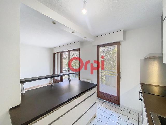 Appartement 3 pièces, 68 m² à louer à Collonges sous Salève 74160
