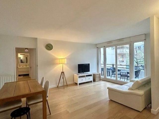 Appartement 3 pièces, 68 m² à louer à Courbevoie 92400