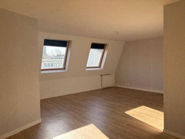 Appartement 3 pièces, 68 m² à louer à La Châtre 36400