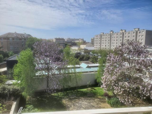 Appartement 3 pièces, 68 m² à louer à Le Bourget 93350