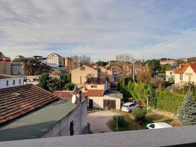 Appartement 3 pièces, 68 m² à louer à Marseille 11 13011