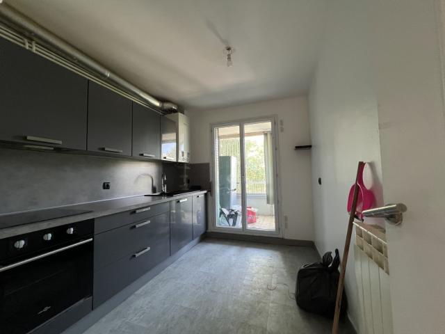 Appartement 3 pièces, 68 m² à louer à Marseille 13 13013