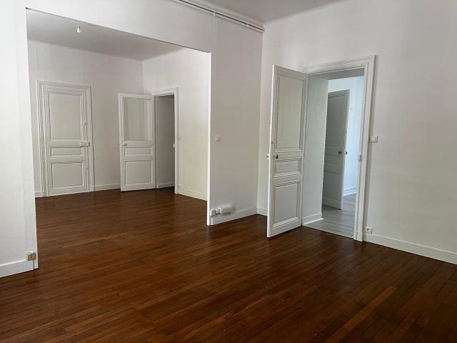 Appartement 3 pièces, 68 m² à louer à Nantes 44000