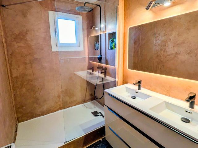Appartement 3 pièces, 69 m² à louer à Toulon 83100