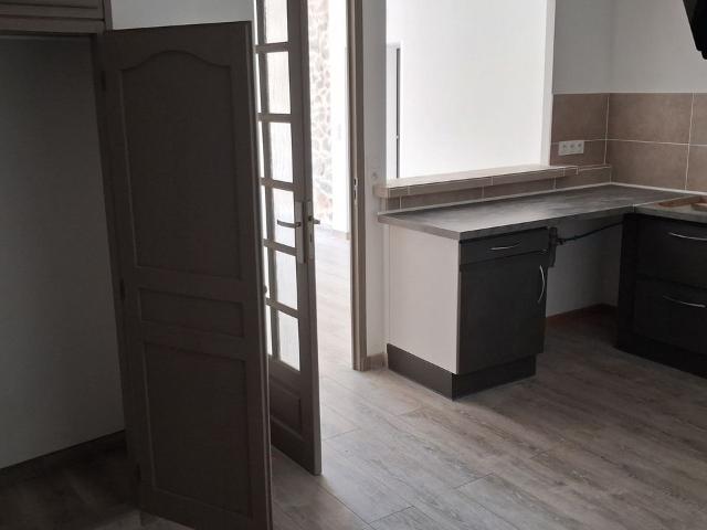 Appartement 3 pièces, 69 m² à louer à Alès 30100