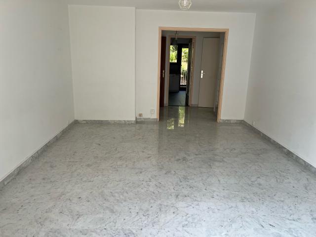 Appartement 3 pièces, 69 m² à louer à Cannes 06400