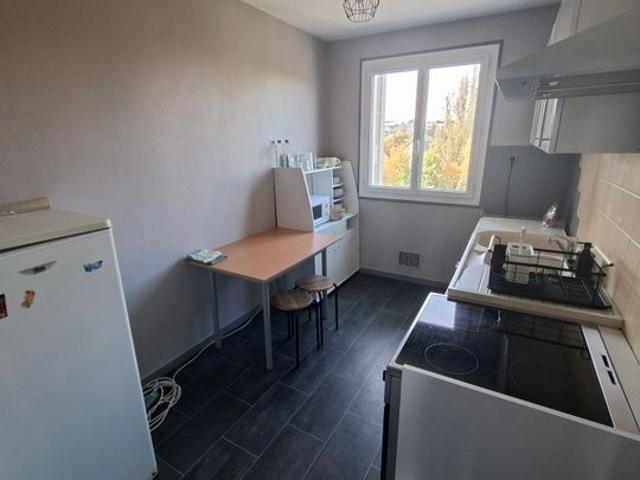 Appartement 3 pièces, 69 m² à louer à Laval 53000
