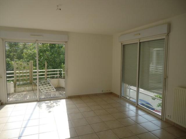 Appartement 3 pièces, 69 m² à louer à Olemps 12510