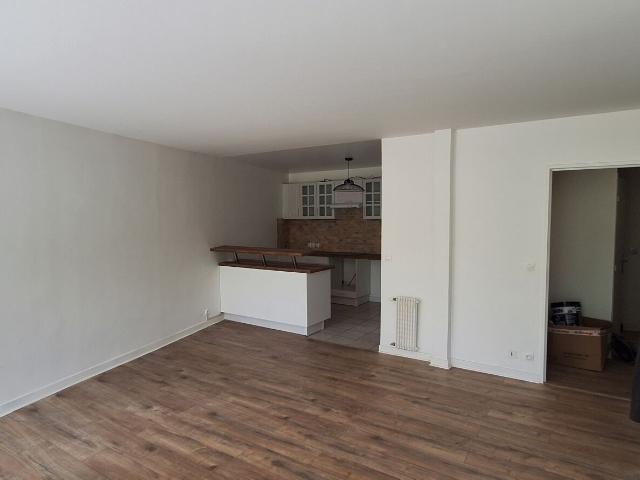 Appartement 3 pièces, 69 m² à louer à Pontoise 95000