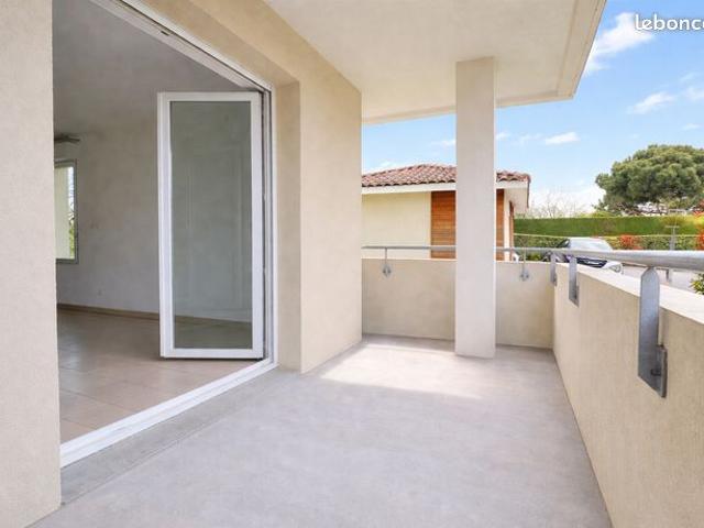 Appartement 3 pièces 69 m² Saint Gervai