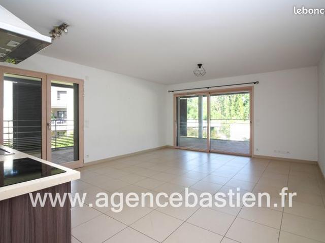Appartement 3 pièces 69 m²