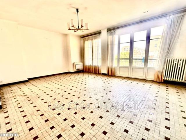 Appartement 3 pièces 69 m²
