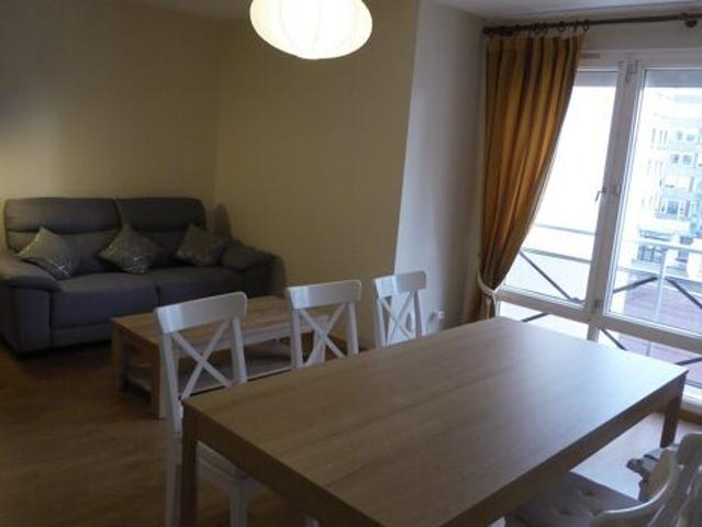 Appartement 3 pièces 69m2 REIMS 873 euros