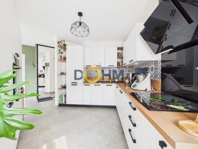 APPARTEMENT 3 PIÈCES 73 M2 AVEC GARAGE