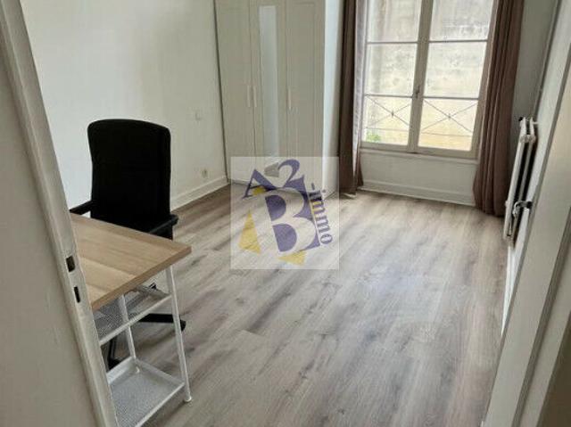 Appartement 3 pièces, 73 m² à louer à Angoulême 16000